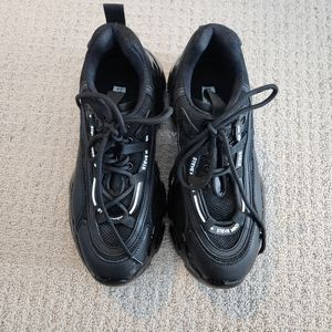 Steve Madden Ecker Platform Sneaker